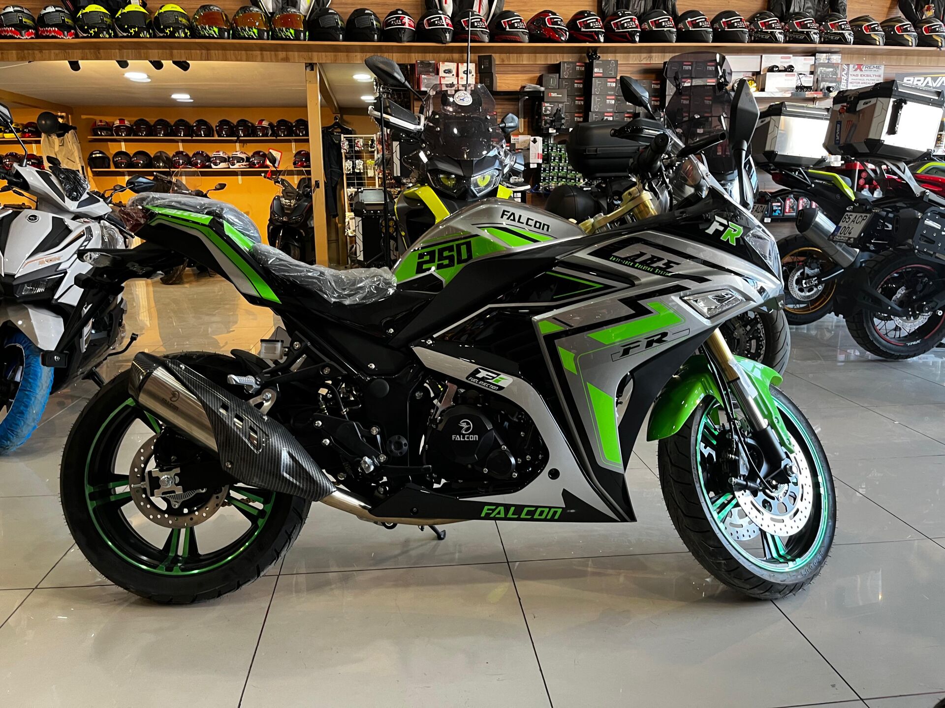 FALCON FR 250 MOTOSİKLET | 12 TAKSİT 190.867TL